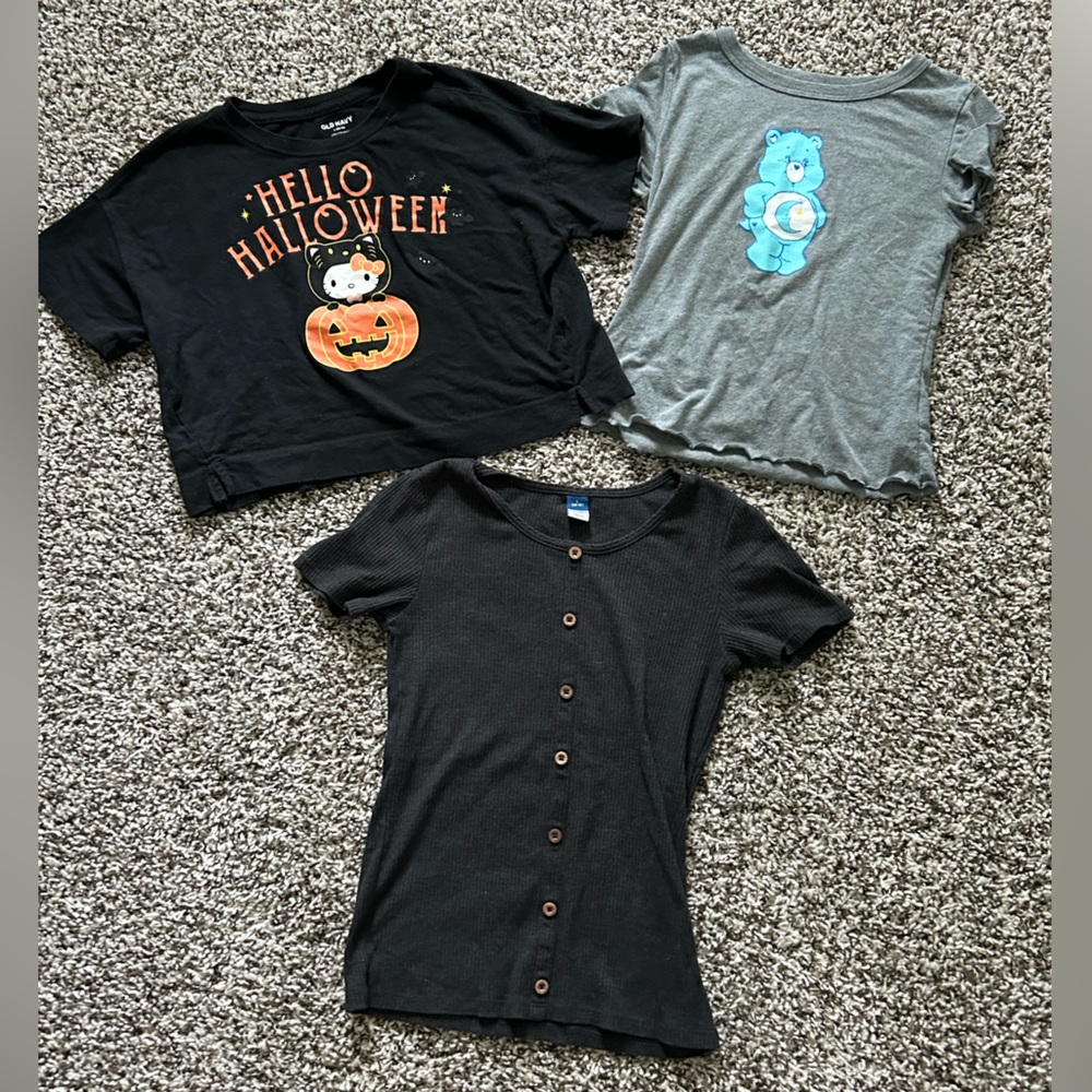 Old navy girls bundle of 3 tops size LG
